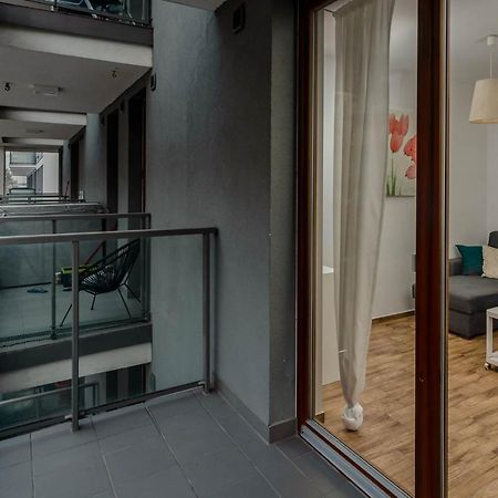 ורשה Chill Apartments Wola Center מראה חיצוני תמונה