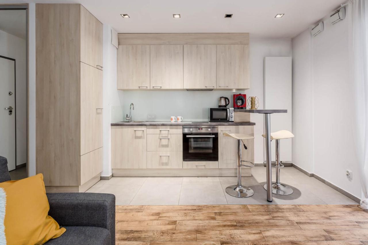 ורשה Chill Apartments Wola Center מראה חיצוני תמונה